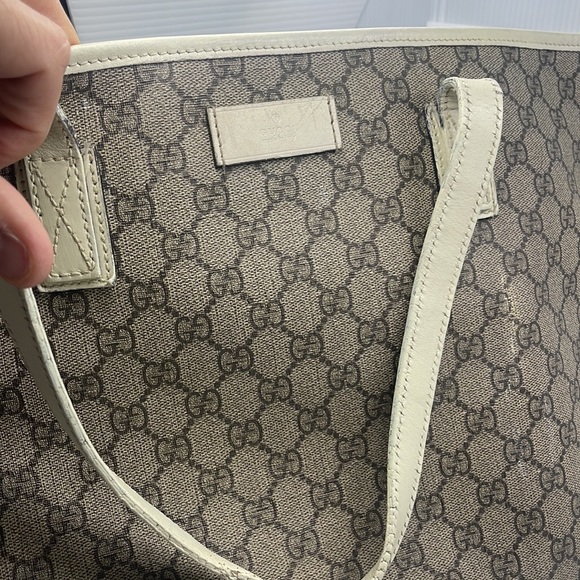 Gucci Carryall Bag - Picture 15 of 16